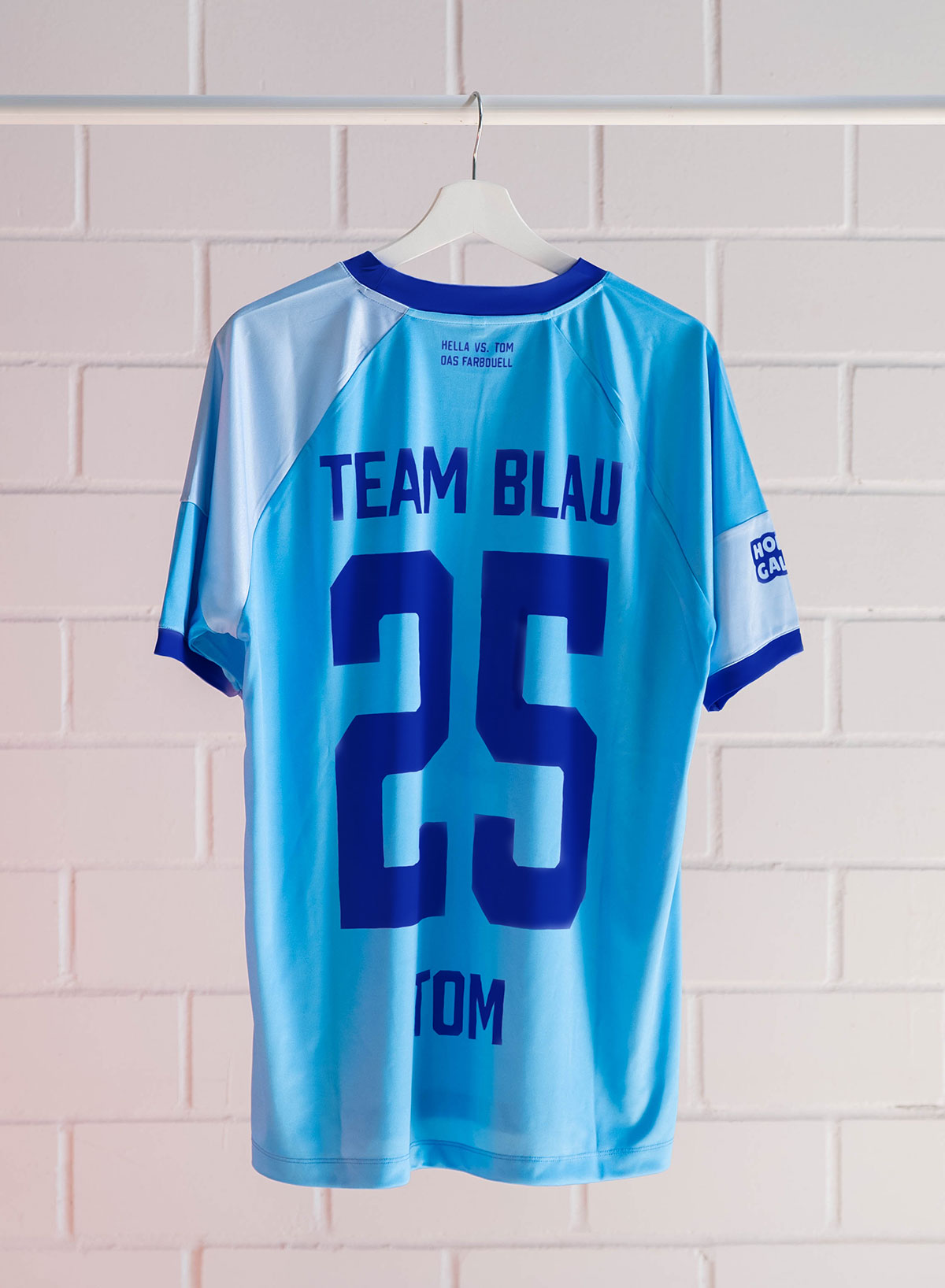 Hella vs. Tom Team-Trikot VORBESTELLUNG