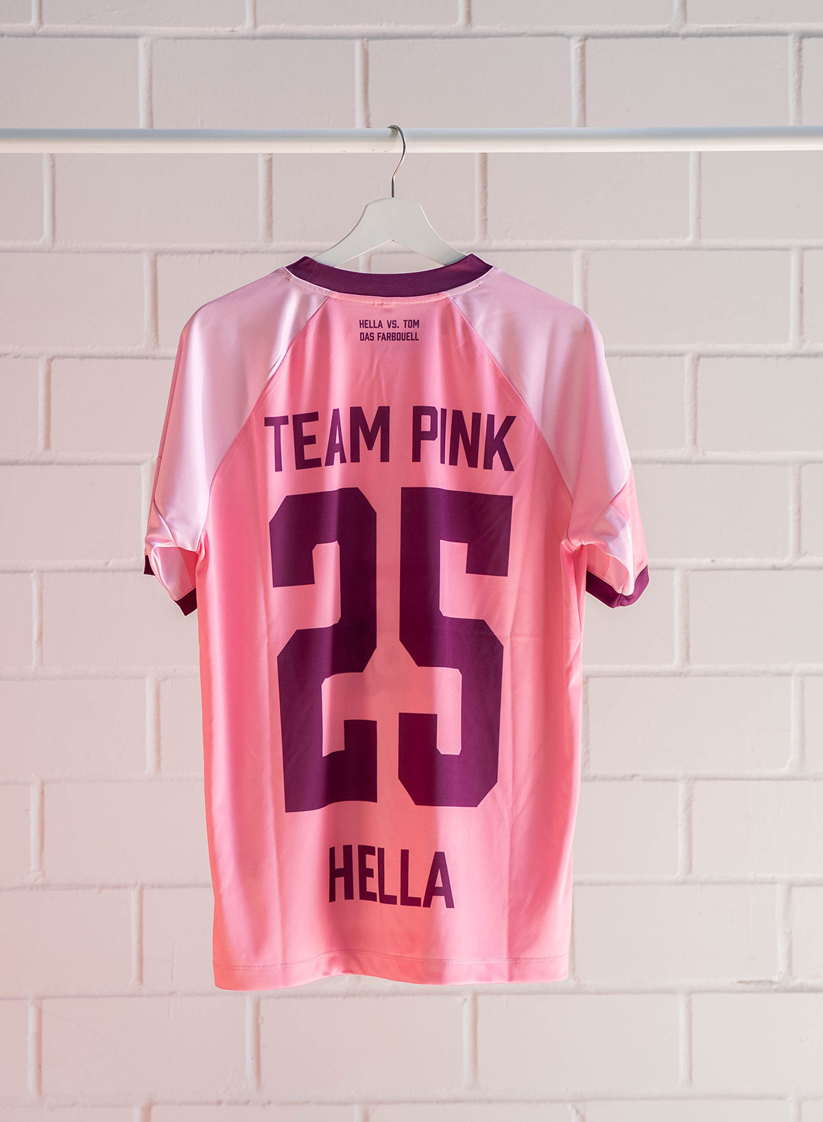 Hella vs. Tom Team-Trikot VORBESTELLUNG