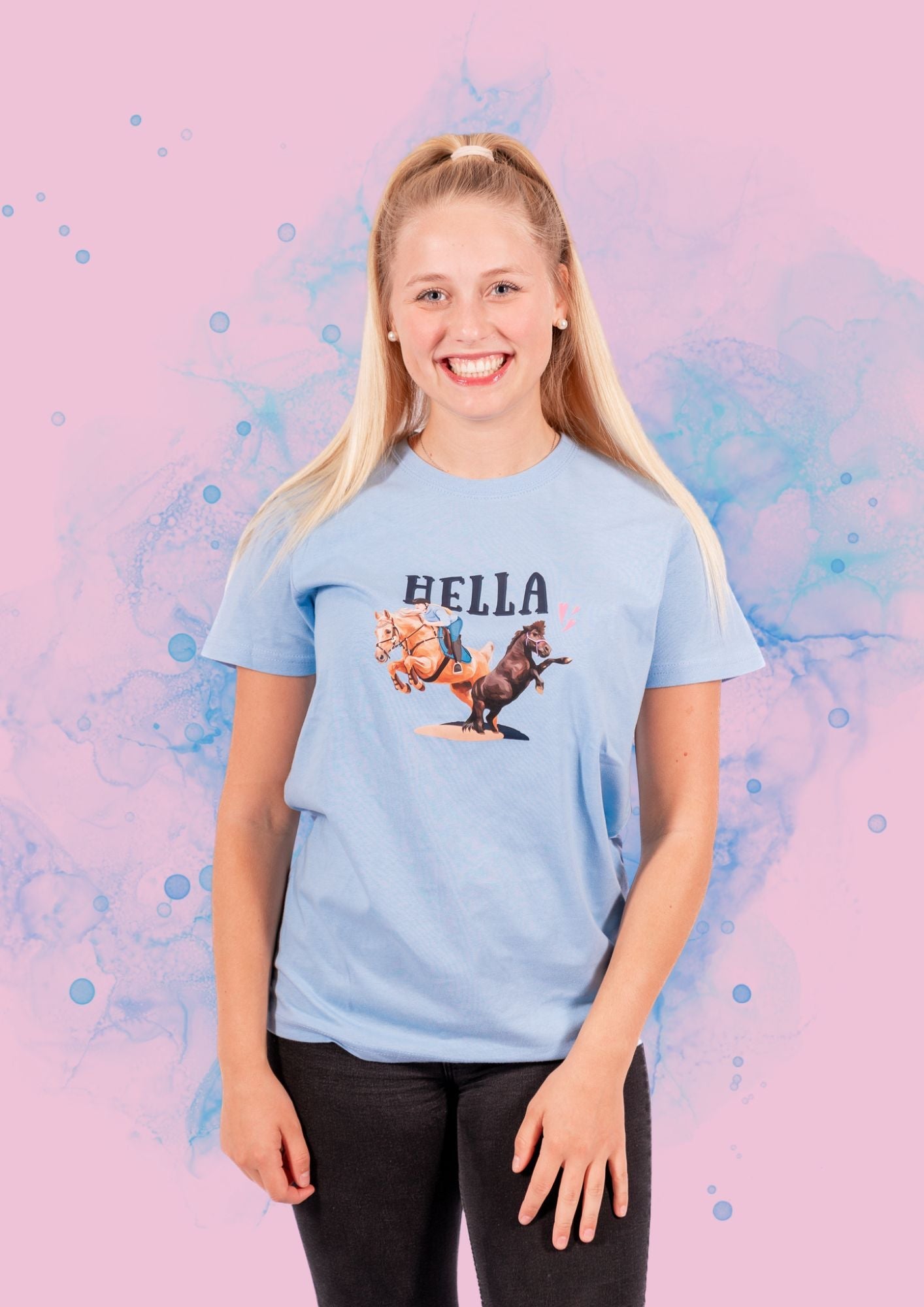 Hella T-Shirt